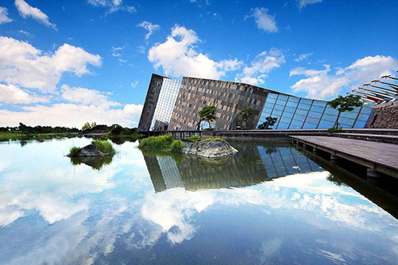 Migratory Birds Hotel Toucheng Exterior foto